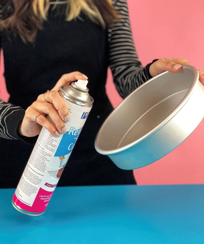 Quickest and Easiest Way to Release your Cake!