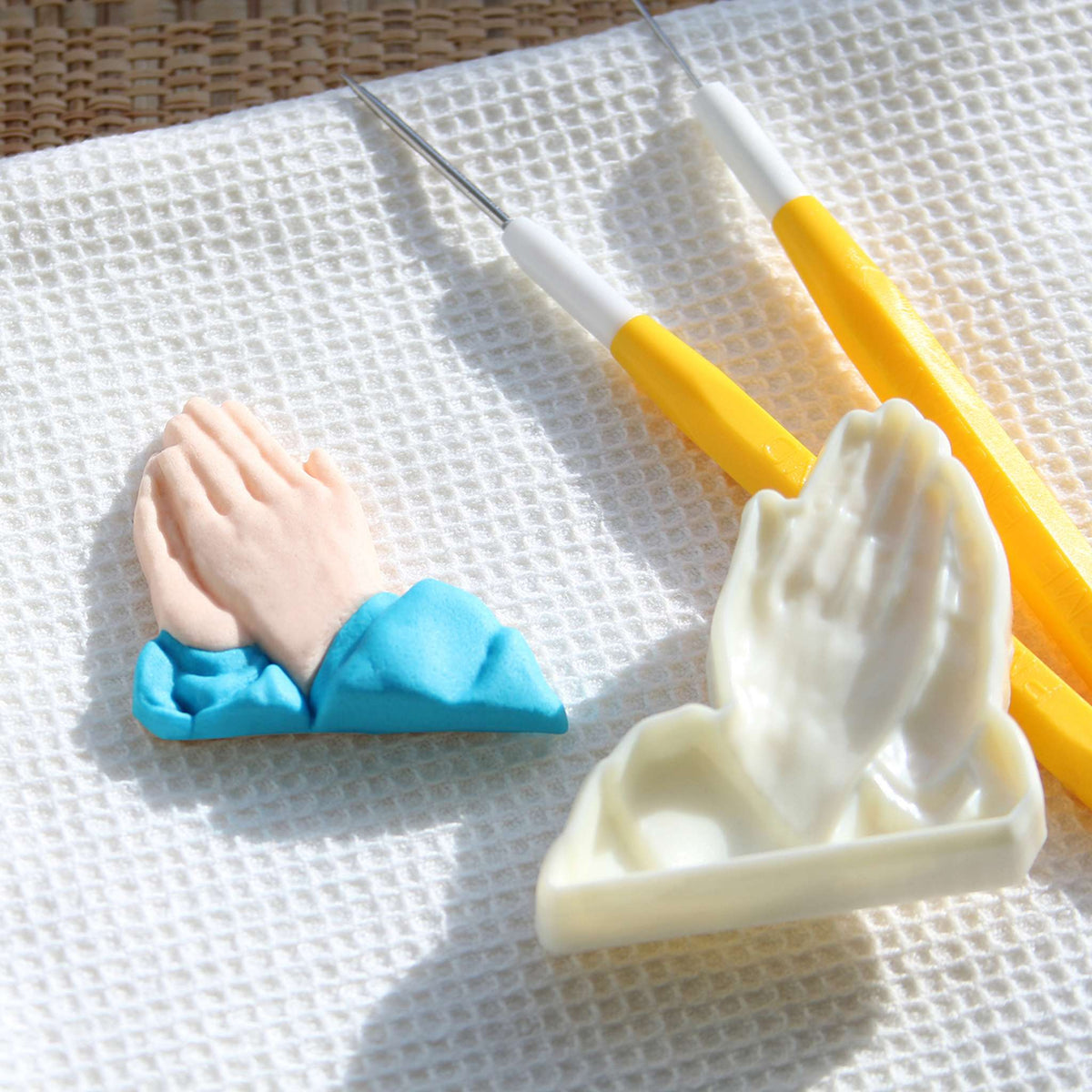Praying Hands Pop It Mould Set Of 2