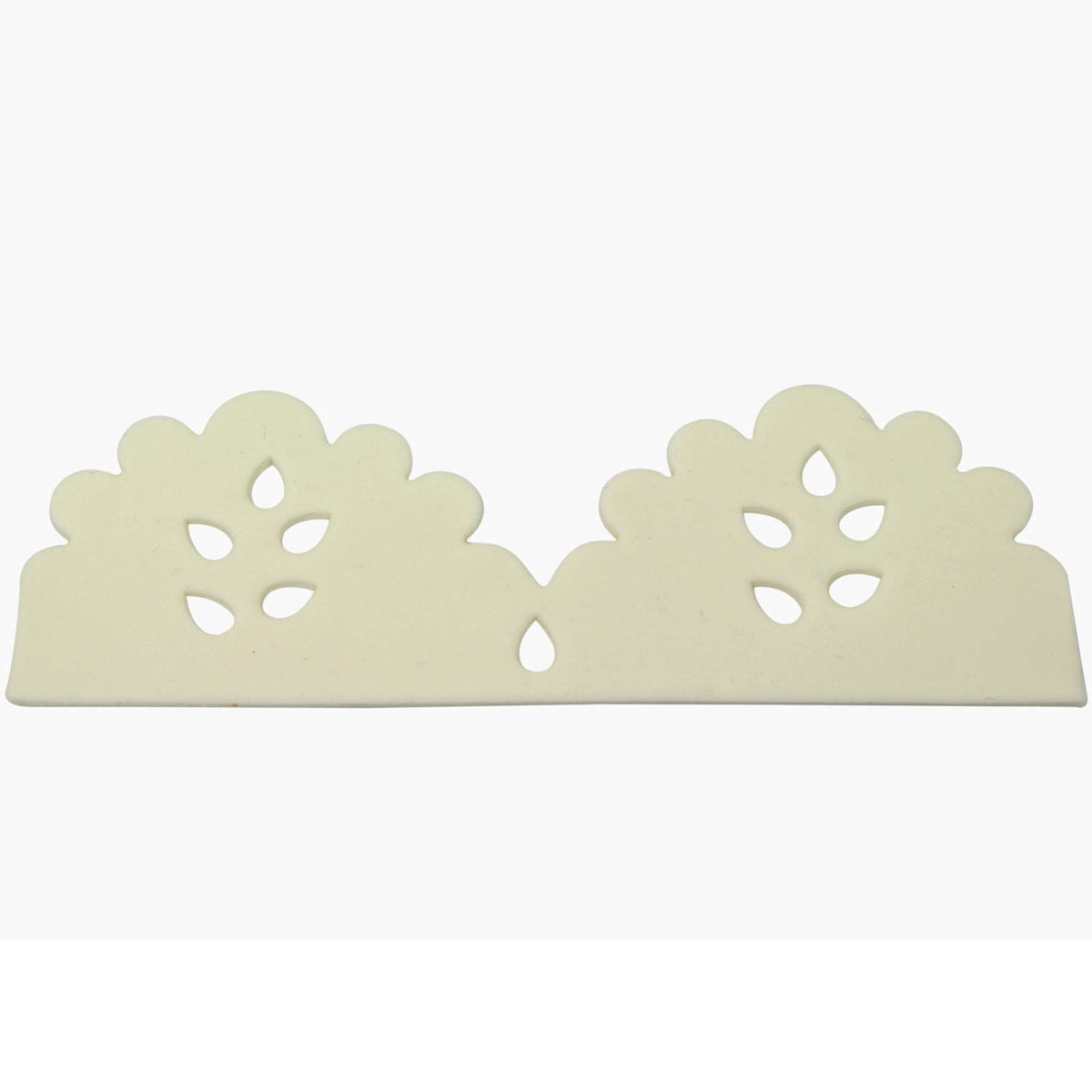 Broderie Anglaise Leaf & 3 Petal Eyelet Fondant Cutters