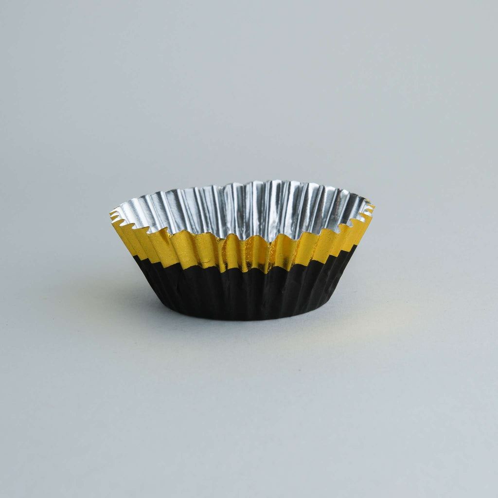 Black With Gold Trim Foil Lined Cupcake Cases Pk/30