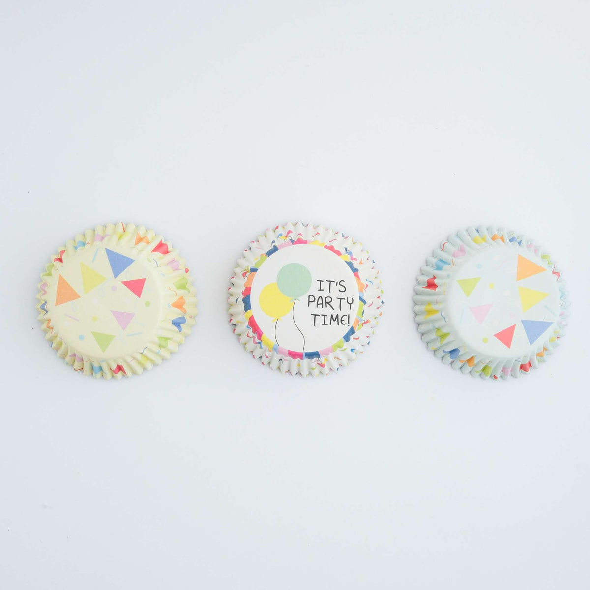 Caissettes à cupcakes doublées de feuille d'aluminium - Set de 3 fêtes, Pk/60
