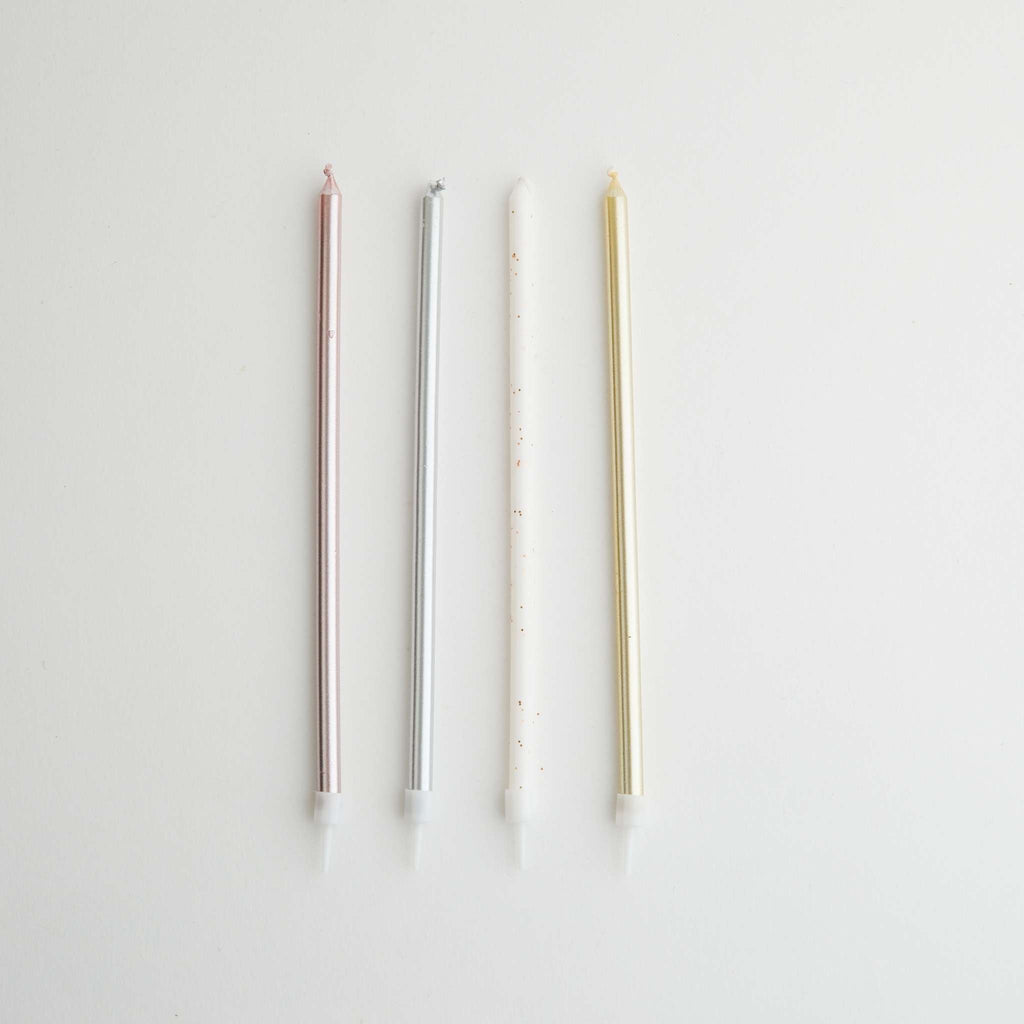 Kaarsen - Gemengde assortiment met houders Pk/16 (18cm / 7")