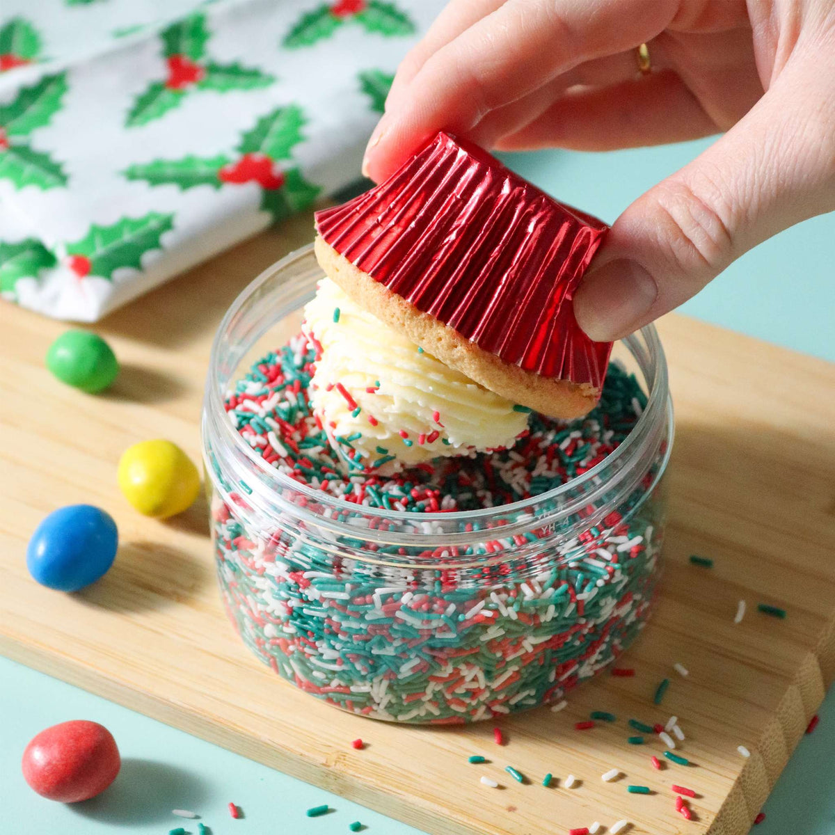 Very Merry Sprinkle Mix  (160g / 5.64oz)