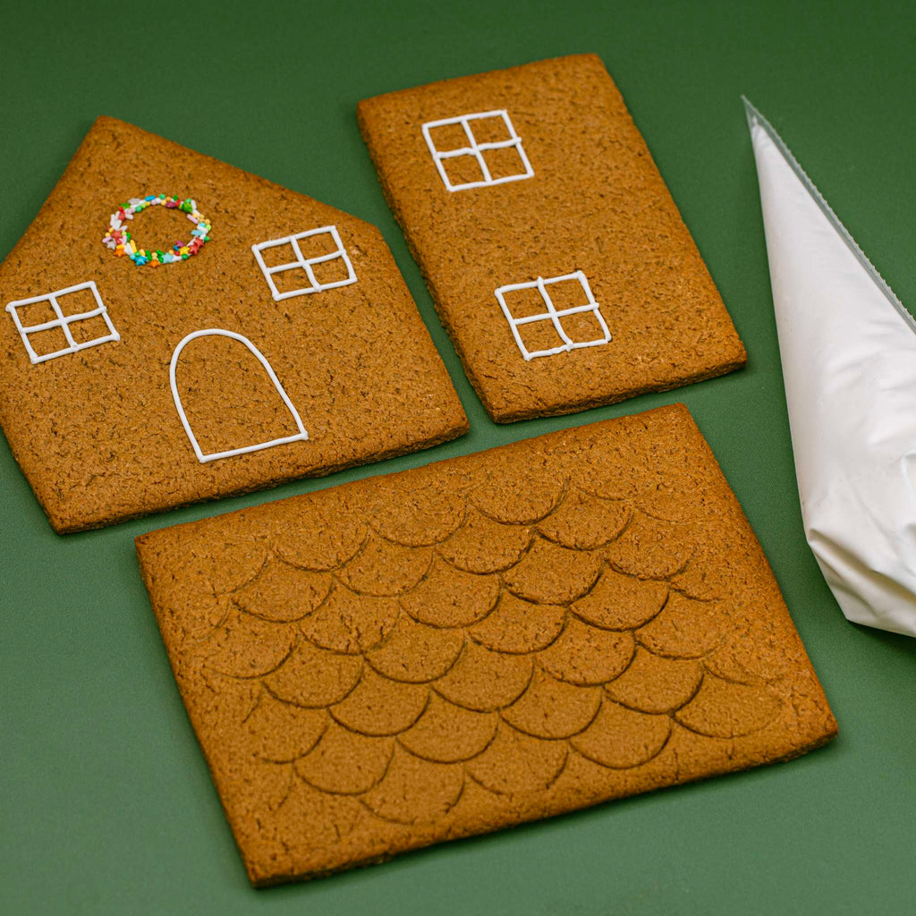 Ready To Build Gingerbread House Kit (21.1oz / 600g)