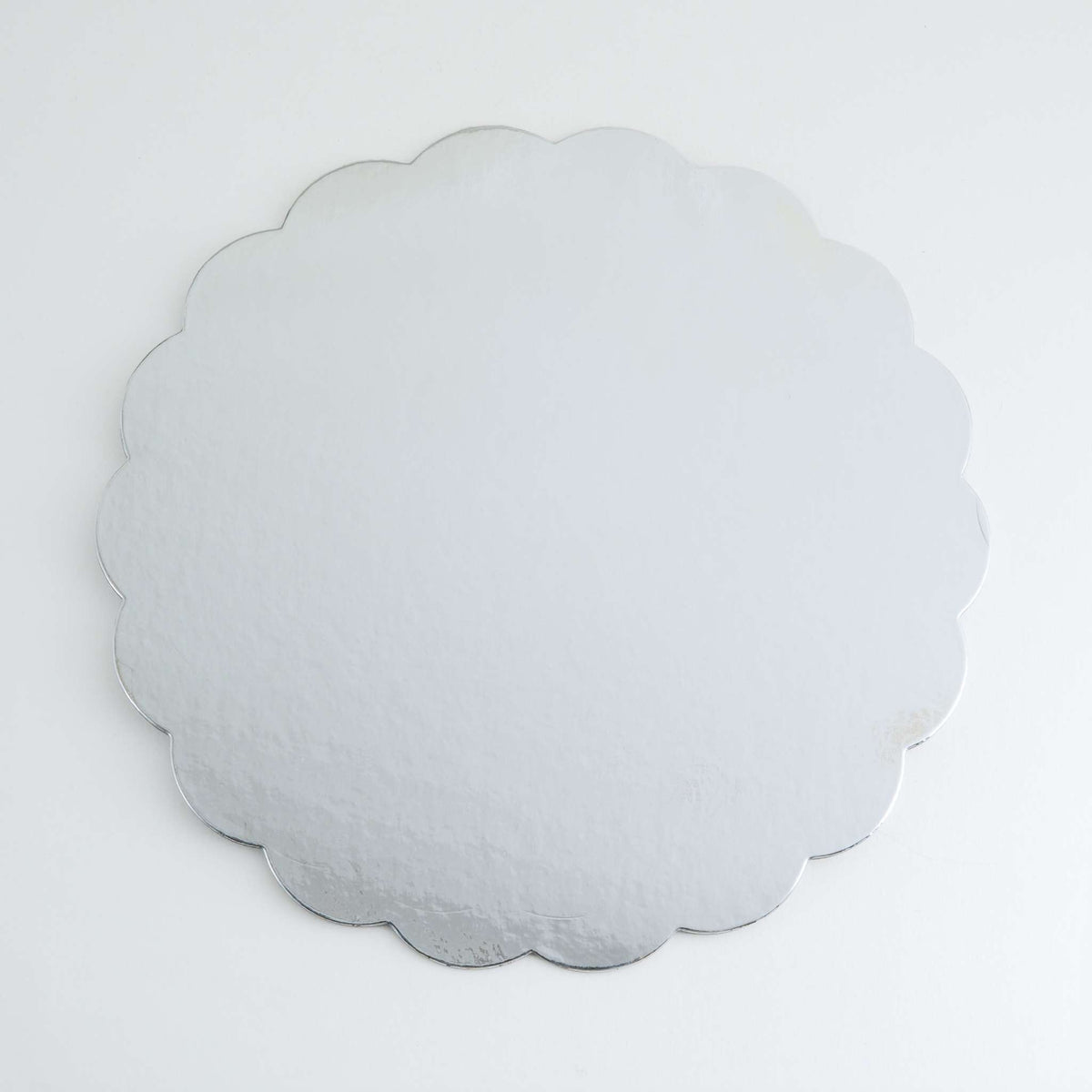 Scallop Edge Silver Mirror Cake Card (8in / 203mm)