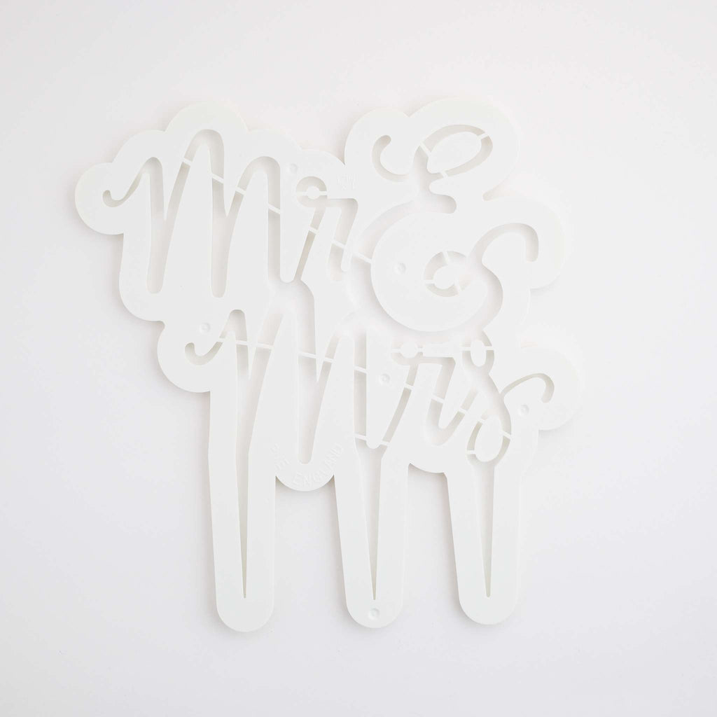 Script Mr & Mrs Cake Topper Cutter