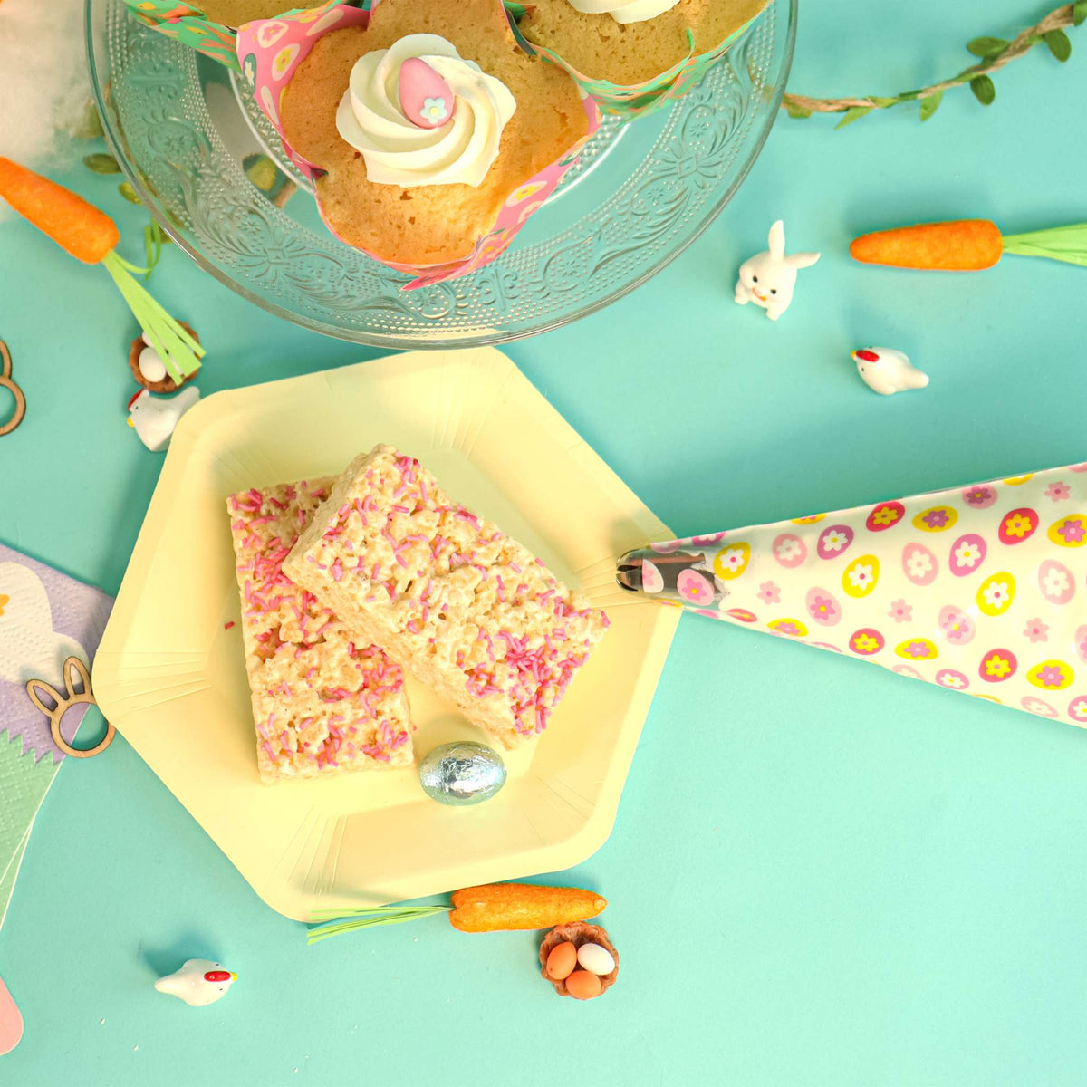 Easter Eggs Disposable Piping Bags Pk/12 (30cm / 12in)