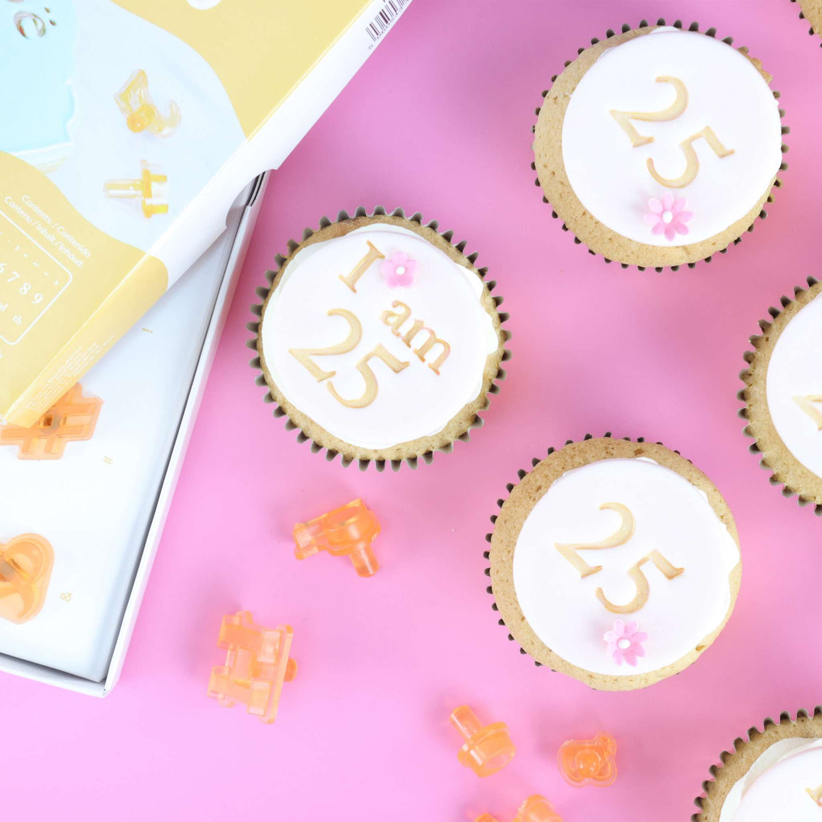 Collection 2 Fun Fonts Numeral & Special Stamping Set