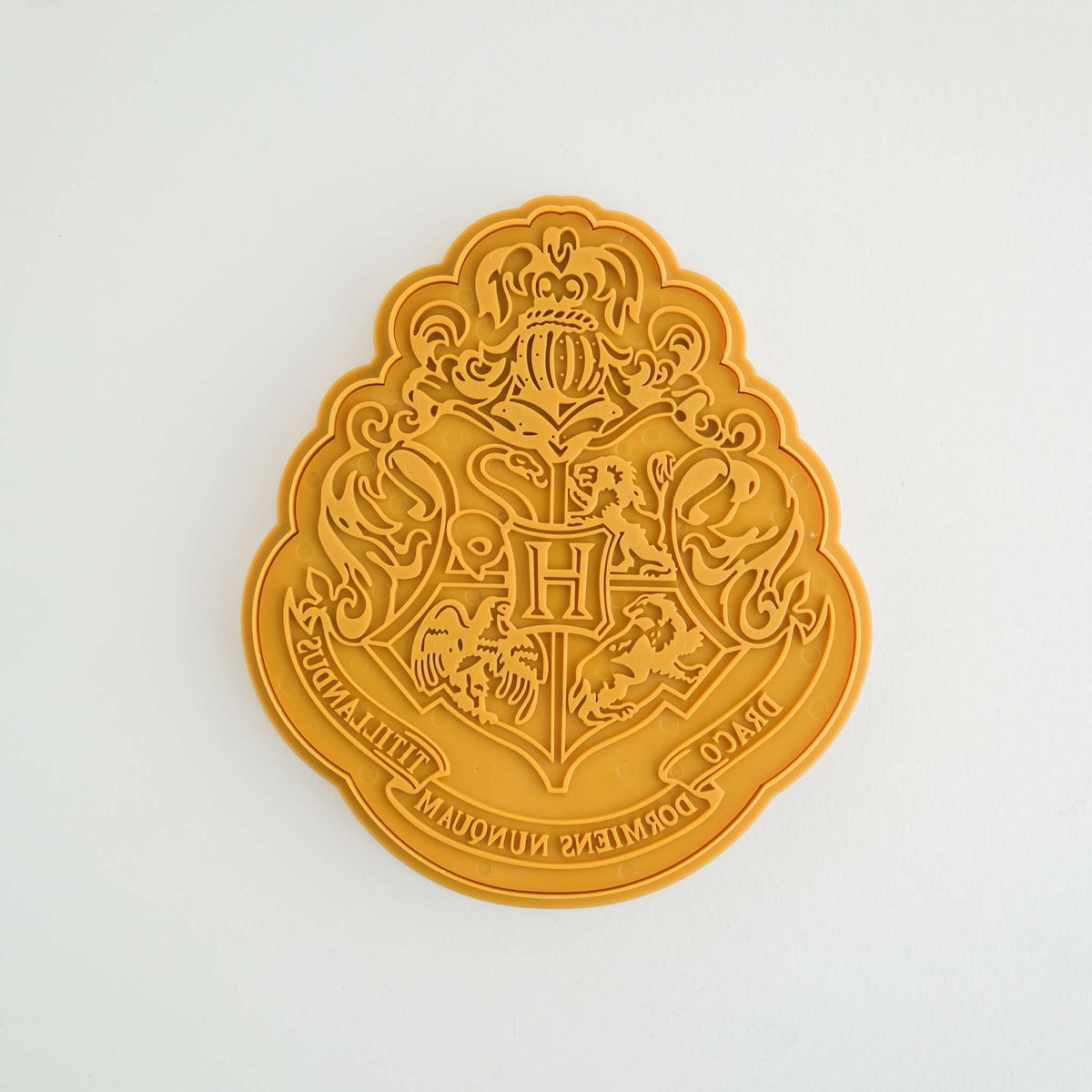 Hogwarts Crest Cookie Cutter & Embosser