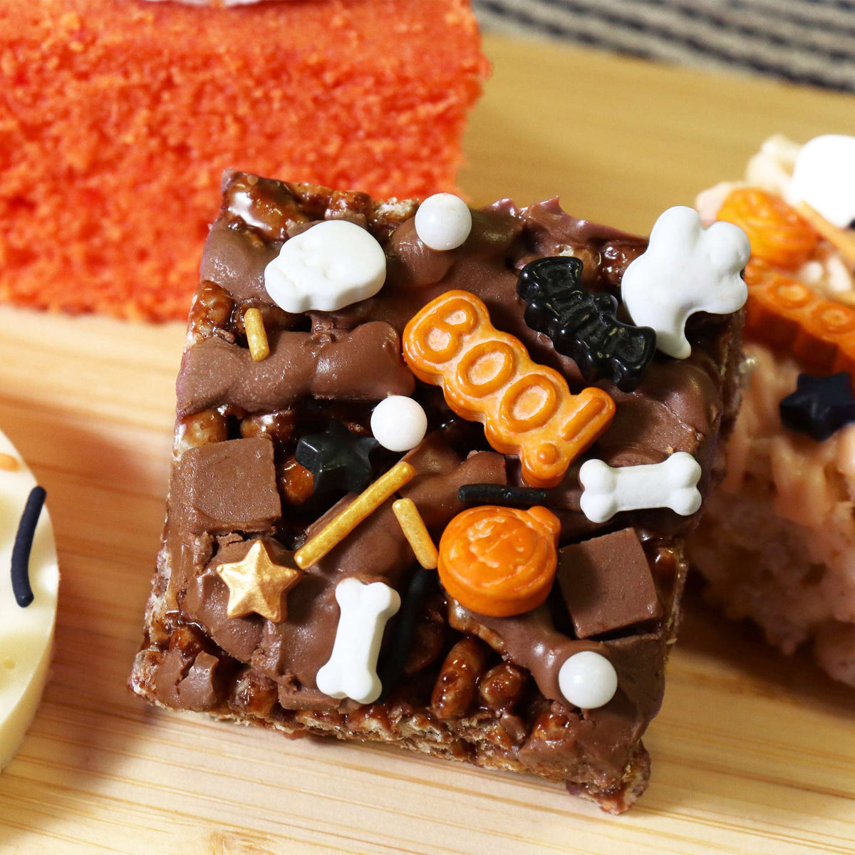 Jack-O'-Lantern Out Of The Box Sprinkles  (60g / 2.1oz)