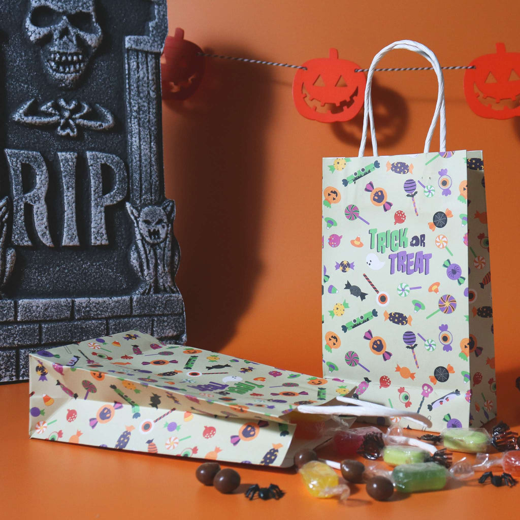 4 Sacs à friandises en Papier pour Halloween - Farce ou Friandise