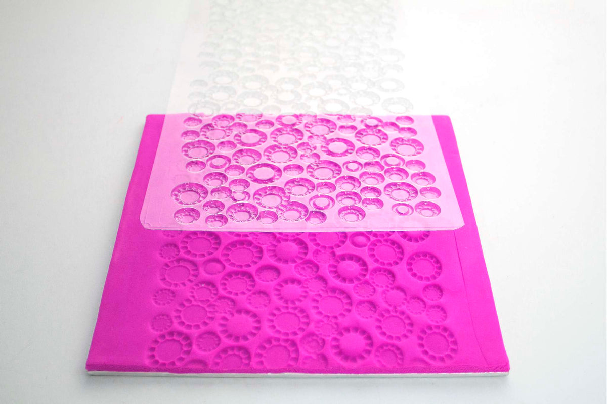 Polka Dot Design Impression Mat (15 x 30.5cm / 6 x 12in)