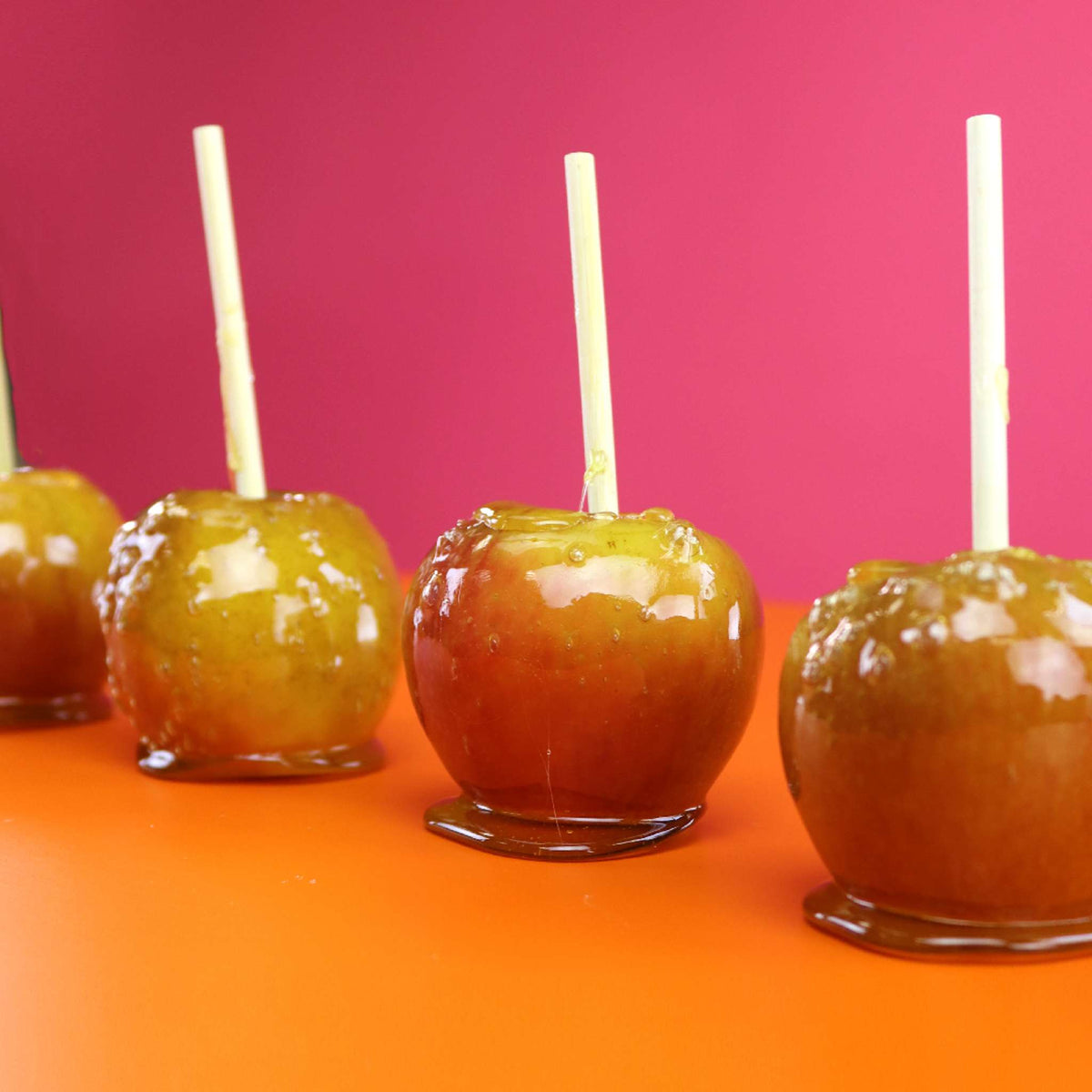 Toffee Apple Bamboo Sticks Pk/30 (13cm / 5.6in)