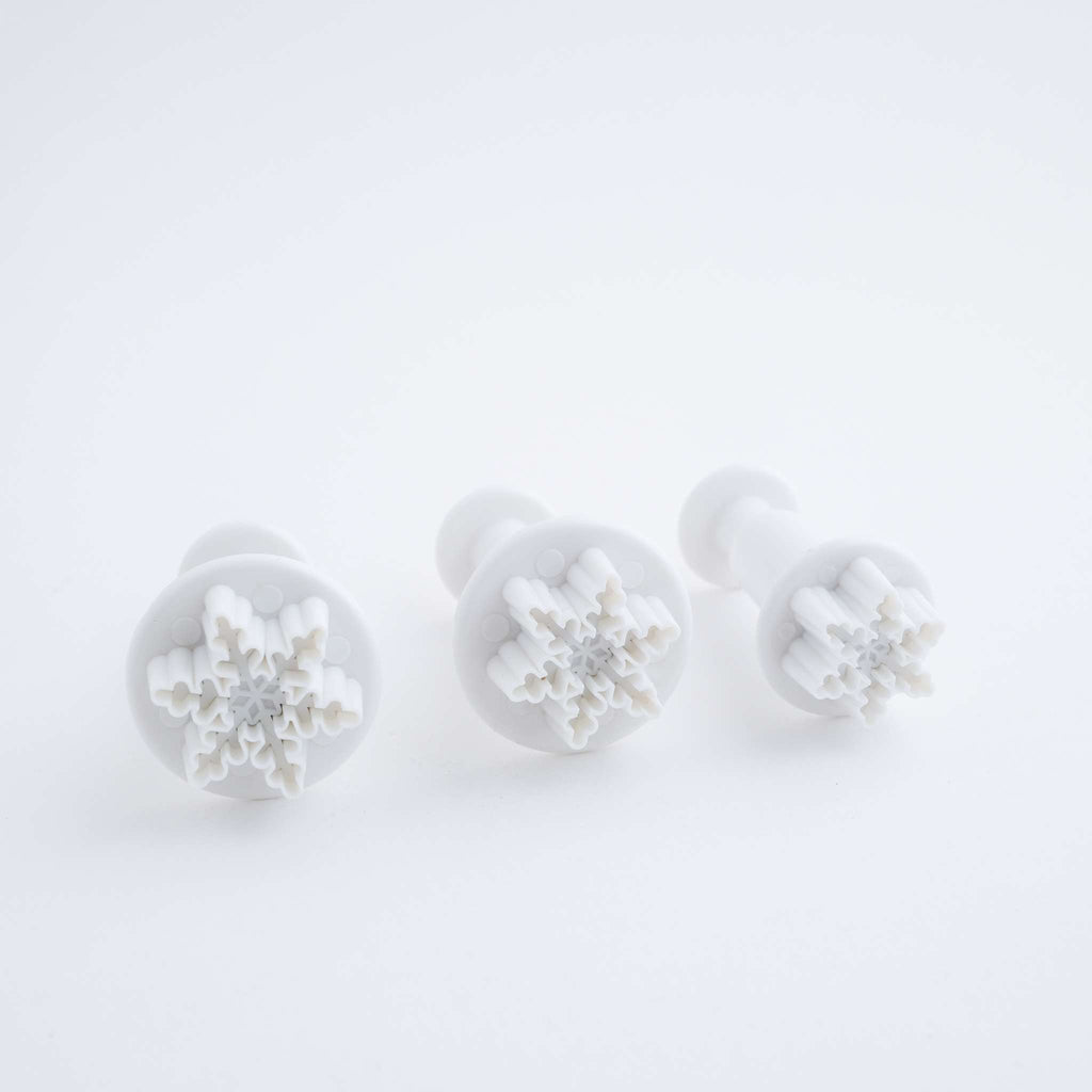 Neuheits-Plunger-Ausstecher - S/M/L Mini-Schneeflocken, Set aus 3 Stück