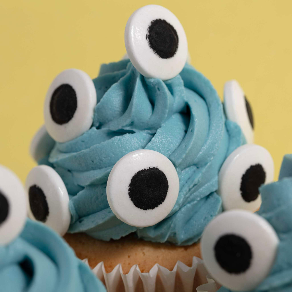 Jumbo Eyes Sprinkle Charms (0.9oz / 25g)