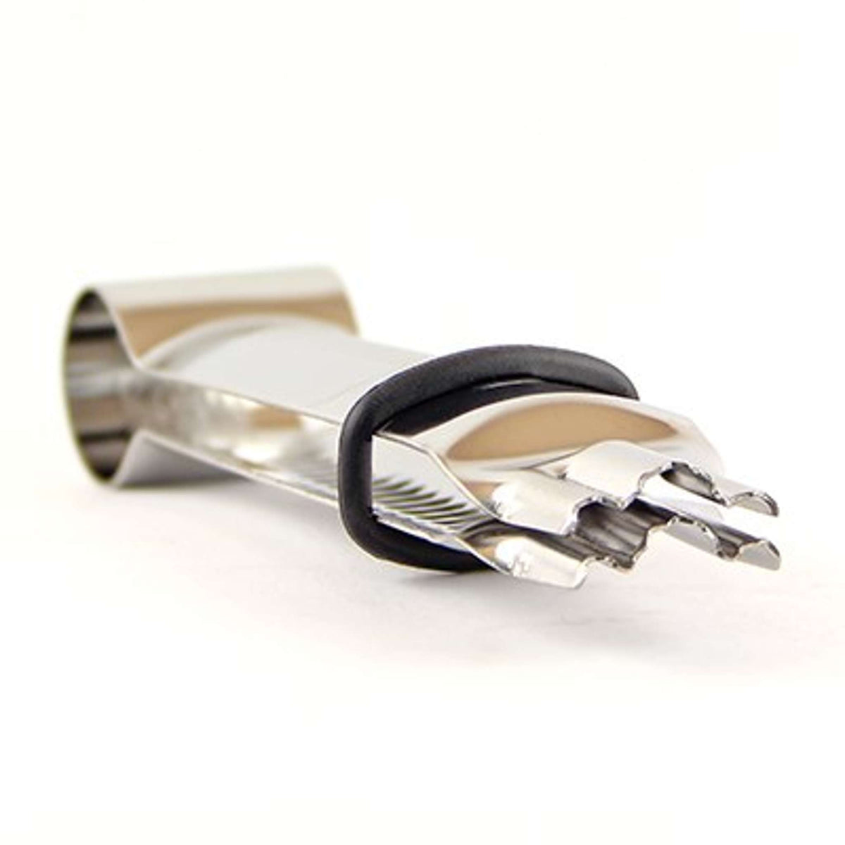Triple Scallop Closed Serrated (3/4in)