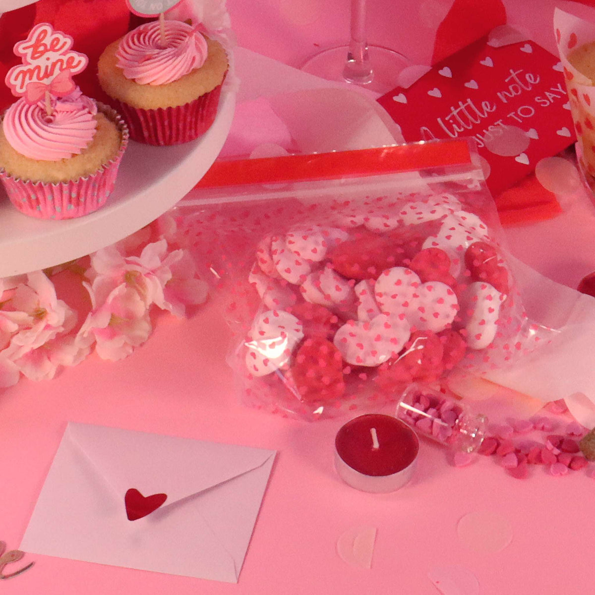 Valentinstag 20 Party-Tüten - Liebesherzen (Quadrat)
